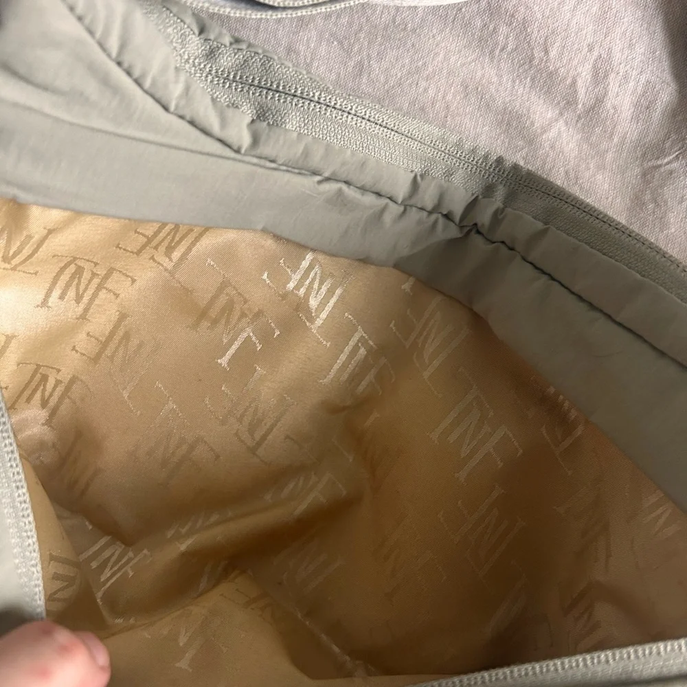 The North Face Crossbody Bag - Picture 7 of 7